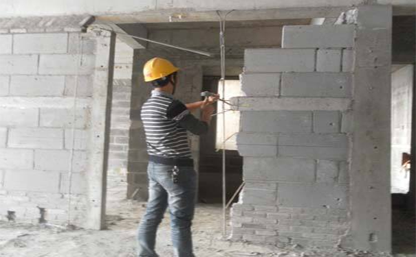 對比報價時細(xì)看蘇州拆除公司的收費(fèi)明細(xì)項(xiàng)